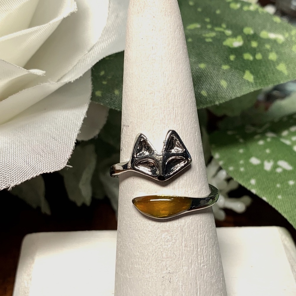 Endearing Fox Head and Enamel Tail Ring, Adjustable